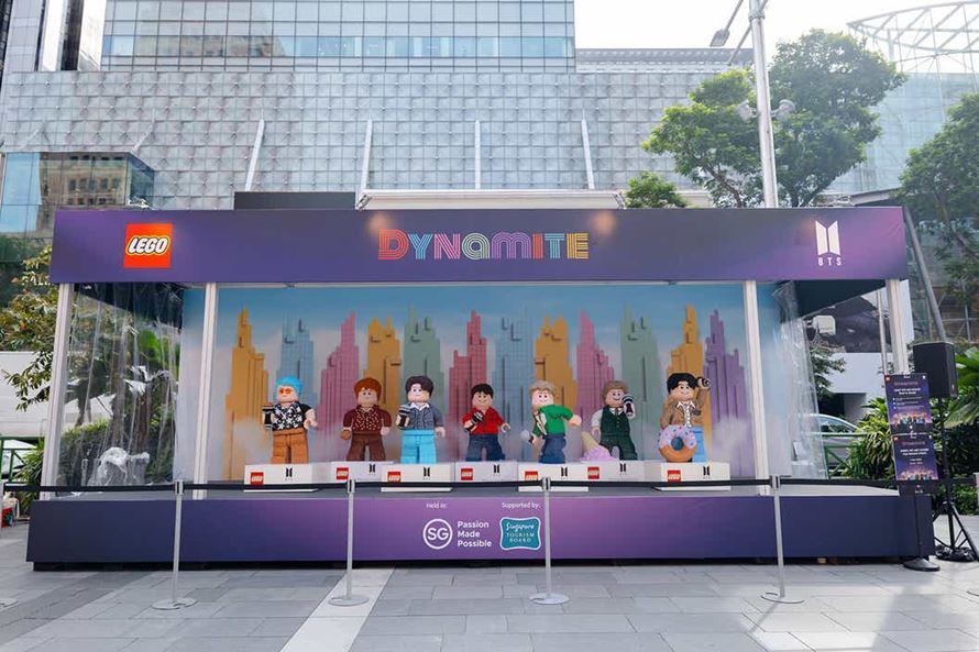 lego showroom in orchard road
