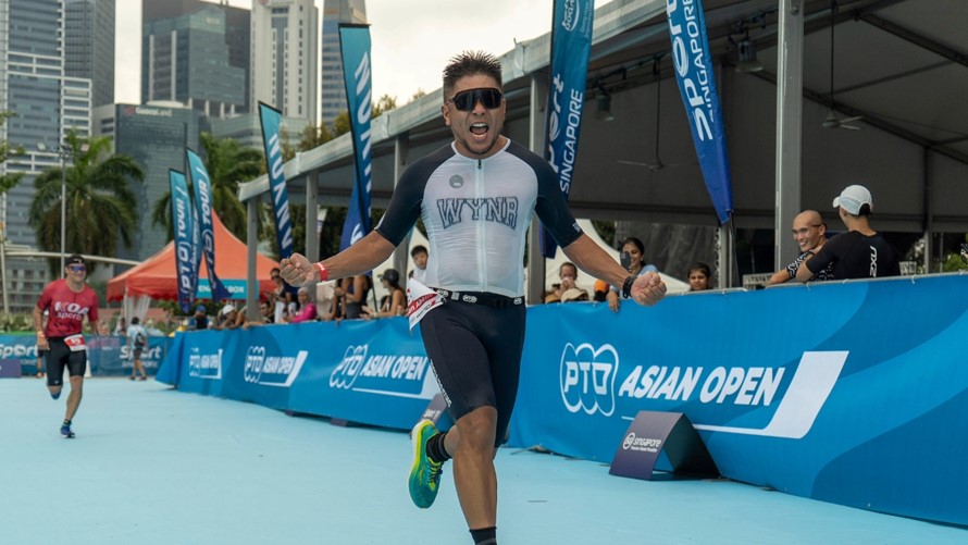 Categories and Distances for Participants
